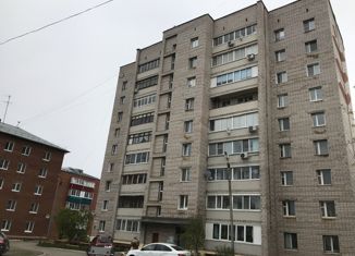 Продам 2-комнатную квартиру, 52.5 м2, Сарапул, улица Чистякова, 48А