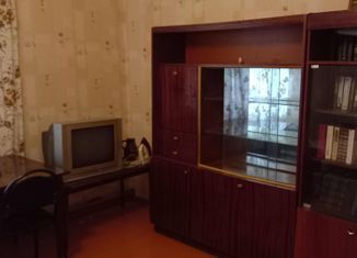 3-комнатная квартира на продажу, 62 м2, Щёкино, улица Льва Толстого, 60