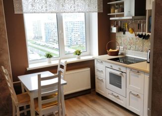 Продам 1-комнатную квартиру, 45.7 м2, Мурино, улица Шувалова, 16/9, ЖК Созвездие