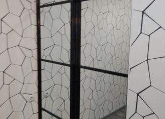 Продаю 2-ком. квартиру, 50.5 м2, село Чигири, Красная улица, 7