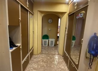 Продам 4-комнатную квартиру, 75 м2, Биробиджан, улица 40 лет Победы, 8