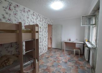 Продается двухкомнатная квартира, 43.3 м2, Урай, 3-й микрорайон, 19