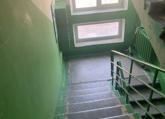 Продаю четырехкомнатную квартиру, 57.7 м2, Сосновоборск, улица Новоселов, 22