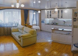 Продается 3-ком. квартира, 77.3 м2, Ростов, Октябрьская улица, 51