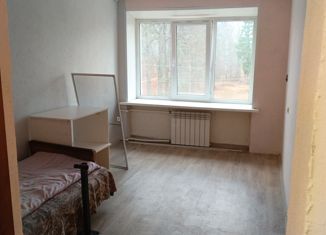 Продам 4-комнатную квартиру, 80 м2, село Медведь, улица Саши Куликова, 115