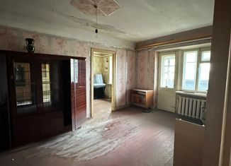 3-комнатная квартира на продажу, 56 м2, Шахты, улица Евгения Кобылкина, 14