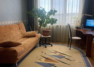 3-ком. квартира на продажу, 65.8 м2, Березники, Комсомольская улица, 5