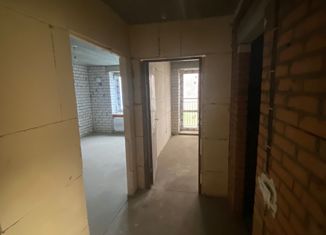 Продается 1-комнатная квартира, 41 м2, Кукмор, улица Вахитова, 54А