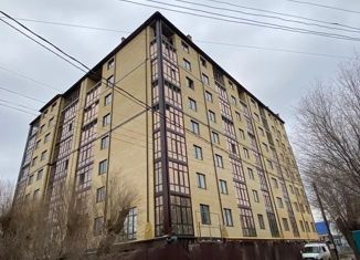 Продается двухкомнатная квартира, 54.4 м2, Элиста, улица Братьев Алёхиных, 34