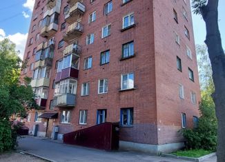 Продажа 1-комнатной квартиры, 32.7 м2, Великие Луки, улица Ботвина, 1