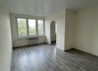Продажа 3-ком. квартиры, 41 м2, Санкт-Петербург, Трамвайный проспект, 5, метро Ленинский проспект