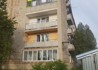 Двухкомнатная квартира на продажу, 75.5 м2, Ипатово, Железнодорожная улица, 86