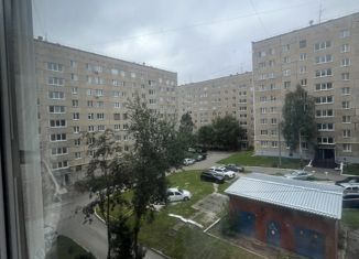 Продаю 3-комнатную квартиру, 54 м2, Ижевск, улица Воровского, 150, Центральный жилой район