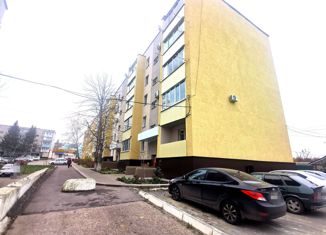 Продаю двухкомнатную квартиру, 51 м2, Алексеевка, улица Маяковского, 121