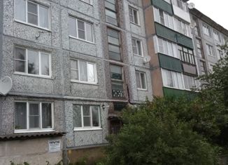 Продаю трехкомнатную квартиру, 66 м2, поселок городского типа Куркино, Советская улица, 2А