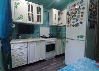 Продается двухкомнатная квартира, 43.3 м2, Пермский край, улица Матросова, 36