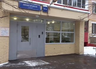 Трехкомнатная квартира на продажу, 77.7 м2, Москва, Авангардная улица, 19/30, Авангардная улица
