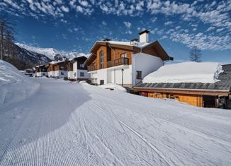 Дом на продажу, 550 м2, село Эсто-Садок, улица Пихтовая Аллея, 11