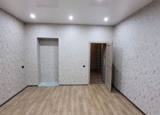 Продам 3-комнатную квартиру, 68 м2, Кировск, улица Кирова, 4А