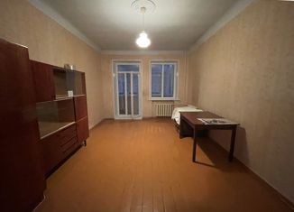 Продажа 2-ком. квартиры, 57 м2, Ишимбай, улица Мира, 3