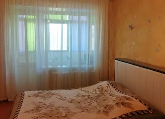 Продам 3-комнатную квартиру, 60.6 м2, Котово, Коммунистическая улица, 80