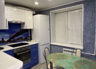 Продажа 2-комнатной квартиры, 46 м2, Тавда, улица 9 Мая, 4