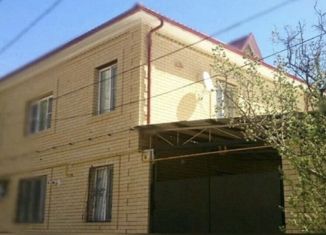 Продается дом, 240 м2, Астрахань, улица Адмирала Макарова, 49/8, Советский район