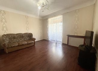 Продам 3-ком. квартиру, 63 м2, Республика Башкортостан, улица Мажита Гафури, 9