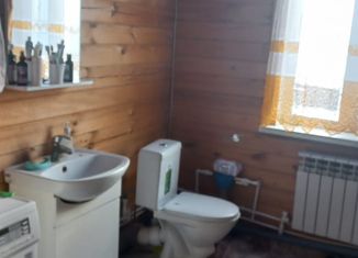 Продам таунхаус, 80 м2, посёлок городского типа Чишмы, Дорожная улица 2-й квартал