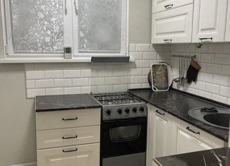 Продается двухкомнатная квартира, 48.7 м2, Элиста, 8-й микрорайон, 14, 8-й микрорайон