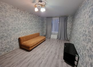 2-комнатная квартира в аренду, 45 м2, Москва, улица Академика Миллионщикова, 16, метро Каширская