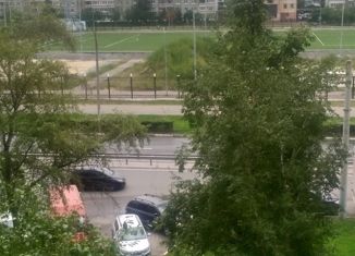 Продам 4-комнатную квартиру, 85 м2, Нижний Новгород, улица Краснодонцев, 23, метро Парк Культуры