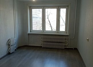 Продам трехкомнатную квартиру, 64 м2, Москва, Феодосийская улица, 2, район Северное Бутово