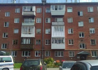 Продаю 1-комнатную квартиру, 30.5 м2, Кемерово, Кузнецкий проспект, 60