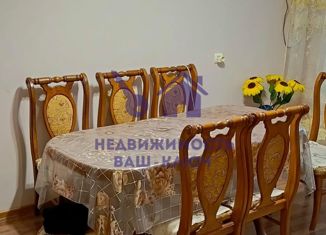 Сдам в аренду 3-комнатную квартиру, 70 м2, Горячий Ключ, улица Ленина, 177