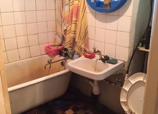 Продается двухкомнатная квартира, 46 м2, Брянск, улица Афанасьева, 18