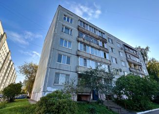 Продается трехкомнатная квартира, 71 м2, Тверь, улица Мичурина, 41