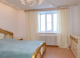 Продаю двухкомнатную квартиру, 69.2 м2, Кыштым, улица Свободы, 16