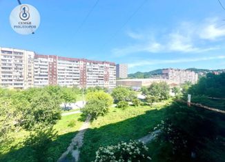 Продам 2-ком. квартиру, 51.8 м2, Находка, Спортивная улица, 39А