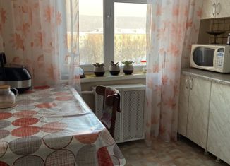 Продам 3-комнатную квартиру, 57 м2, Зеленогорск, улица Ленина, 35