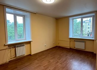 Продажа 2-комнатной квартиры, 42.5 м2, Иркутск, улица Омулевского, 2