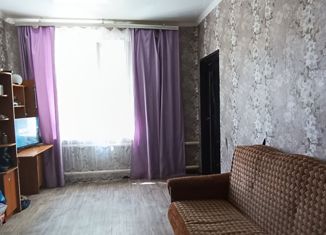 Продается 2-комнатная квартира, 47.8 м2, посёлок Социалистический, улица Космонавтов, 4