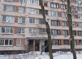 Продается однокомнатная квартира, 33 м2, Санкт-Петербург, проспект КИМа, 9, проспект КИМа