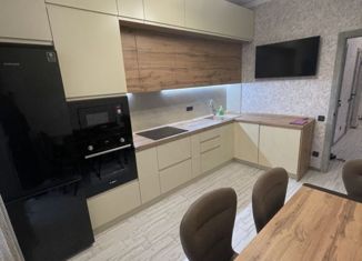 Аренда двухкомнатной квартиры, 64 м2, село Мирное, улица Крымской Весны, 1к2