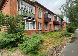 Продается двухкомнатная квартира, 49 м2, Котовск, Набережная улица, 27