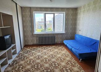 Продажа 3-комнатной квартиры, 58 м2, Екатеринбург, улица Молодёжи, 80, улица Молодёжи