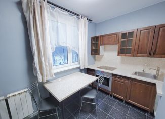 Сдача в аренду однокомнатной квартиры, 38 м2, Москва, Осенний бульвар, 12к5, Осенний бульвар