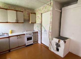 2-комнатная квартира на продажу, 40.7 м2, село Нежинка, улица Куйбышева, 76