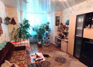 Продается 3-комнатная квартира, 72 м2, Ульяновск, улица Ефремова, 32