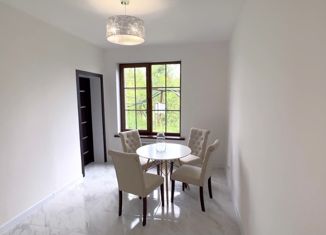 Продаю двухкомнатную квартиру, 56 м2, поселок Бугры, Английская улица, 8, ЖК Энфилд